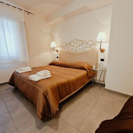 Casa Di Fiore Bad And Breakfast Bed and Breakfast San Giovanni in Fiore Eksteriør billede