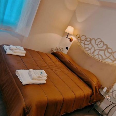 Casa Di Fiore Bad And Breakfast Bed and Breakfast San Giovanni in Fiore Eksteriør billede