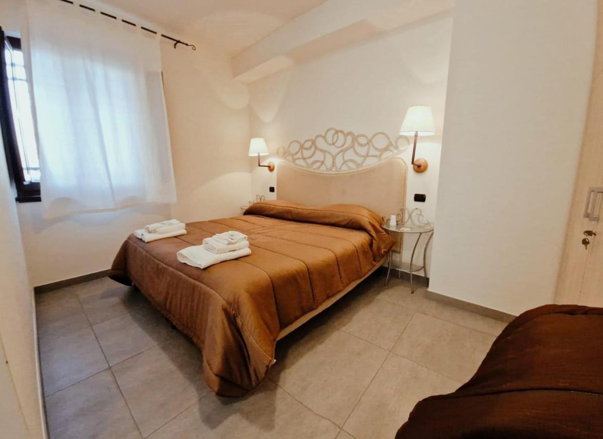 Casa Di Fiore Bad And Breakfast Bed and Breakfast San Giovanni in Fiore Eksteriør billede