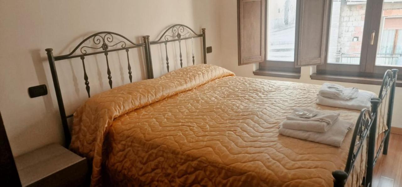 Casa Di Fiore Bad And Breakfast Bed and Breakfast San Giovanni in Fiore Eksteriør billede