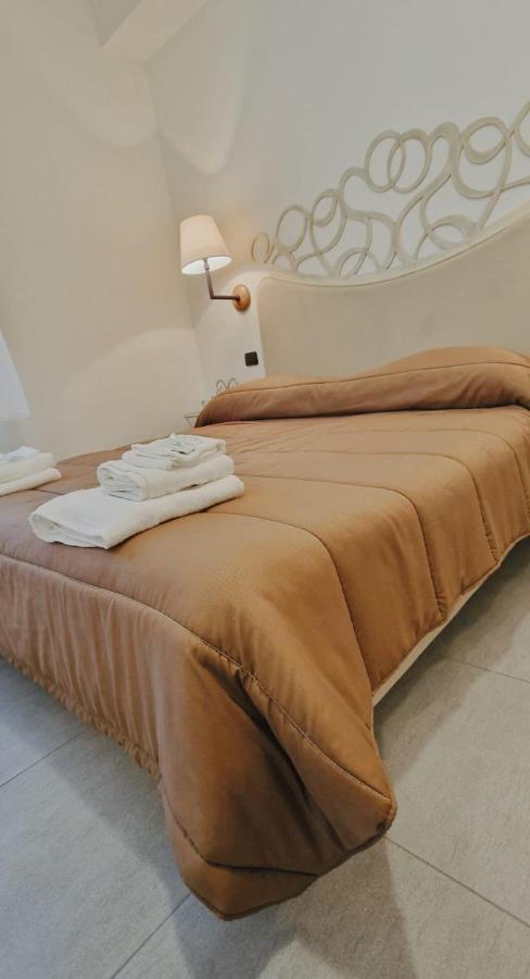 Casa Di Fiore Bad And Breakfast Bed and Breakfast San Giovanni in Fiore Eksteriør billede