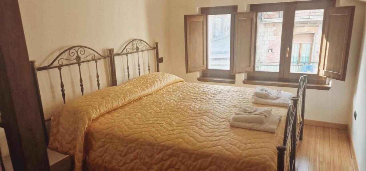 Casa Di Fiore Bad And Breakfast Bed and Breakfast San Giovanni in Fiore Eksteriør billede