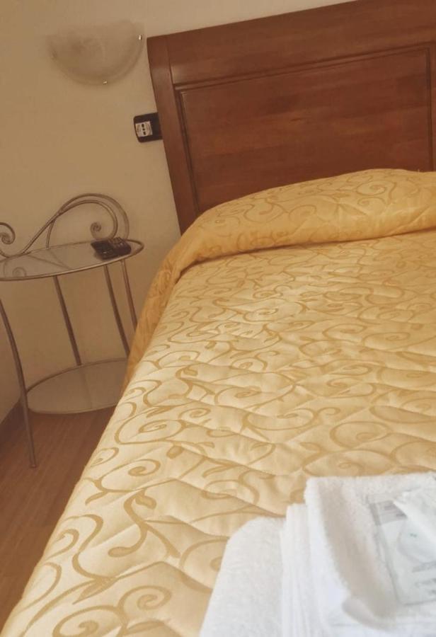Casa Di Fiore Bad And Breakfast Bed and Breakfast San Giovanni in Fiore Eksteriør billede