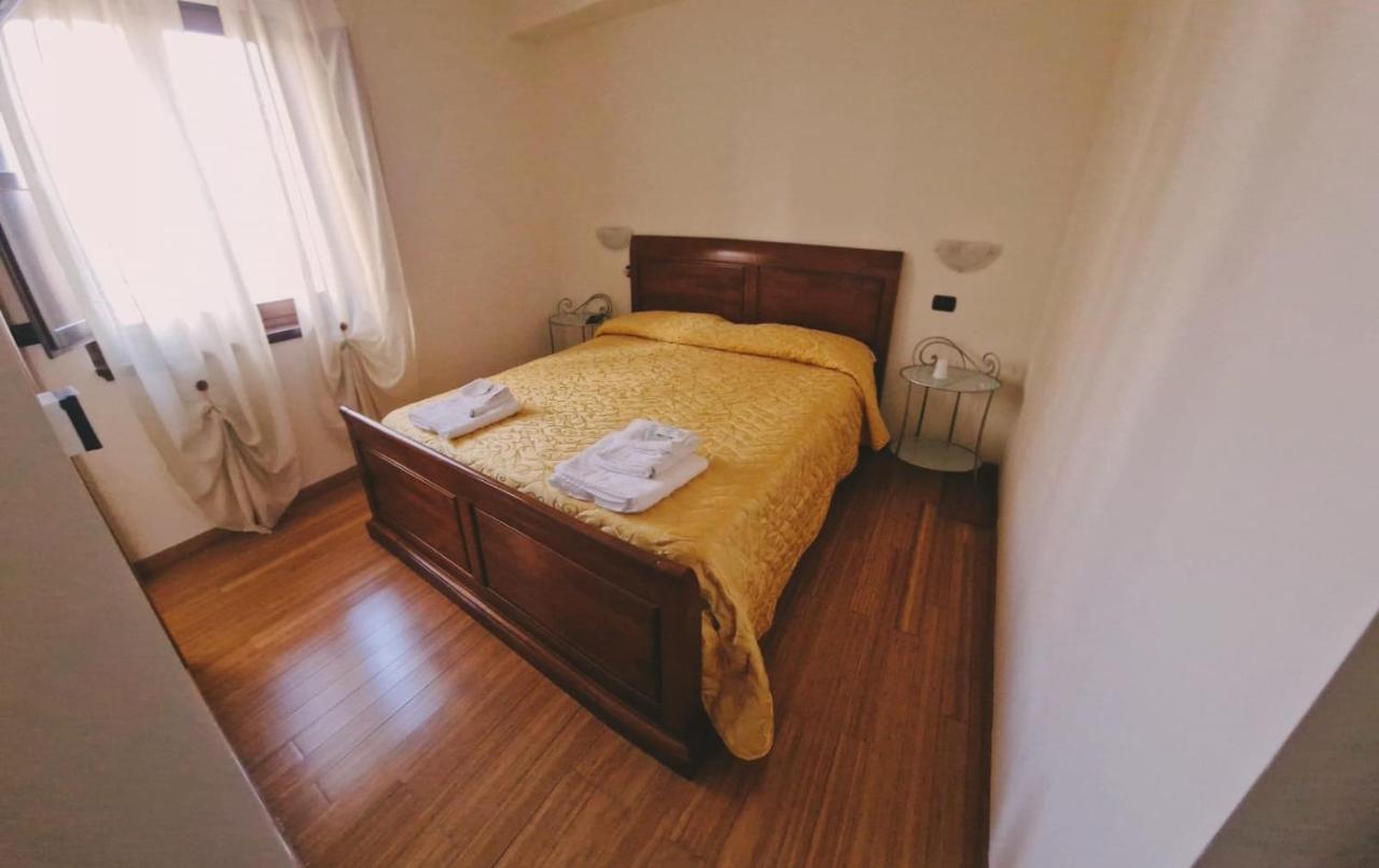 Casa Di Fiore Bad And Breakfast Bed and Breakfast San Giovanni in Fiore Eksteriør billede