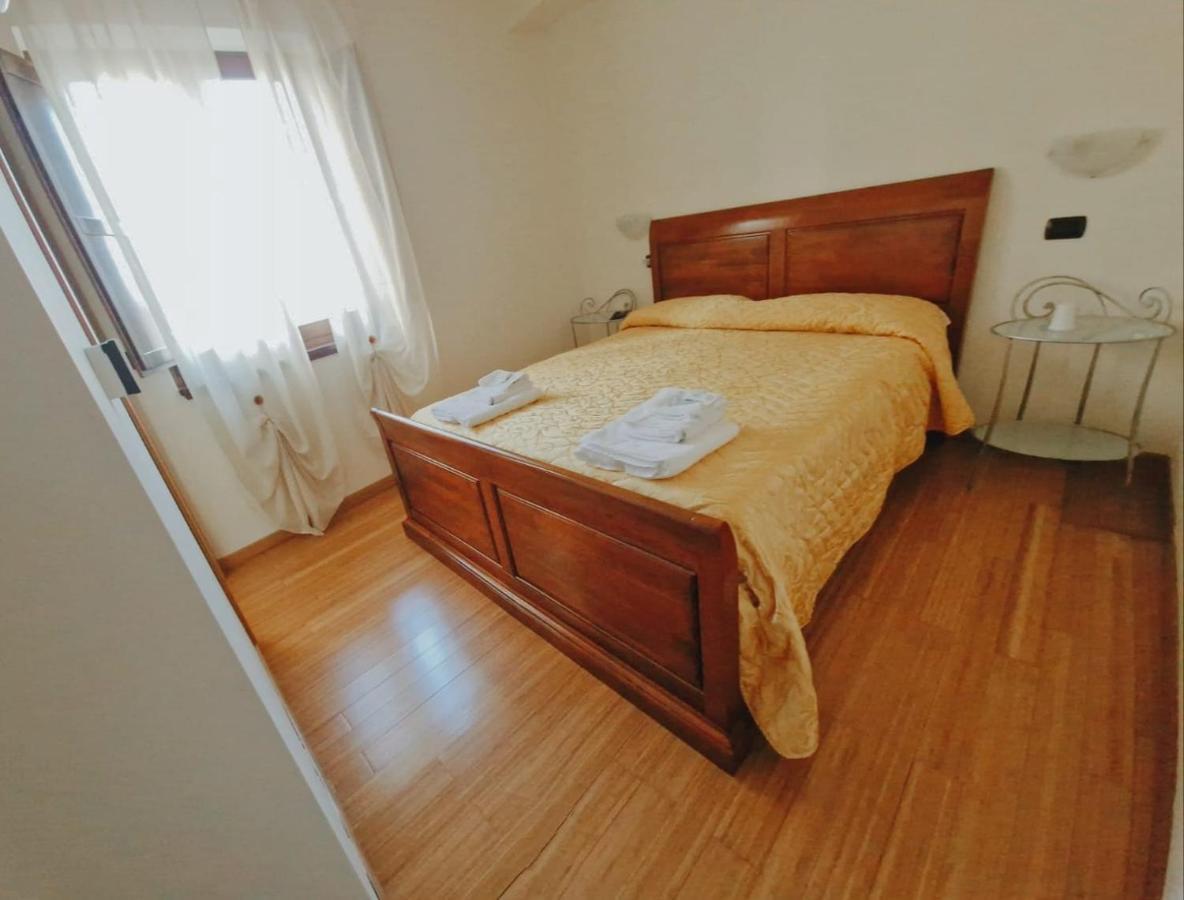Casa Di Fiore Bad And Breakfast Bed and Breakfast San Giovanni in Fiore Eksteriør billede