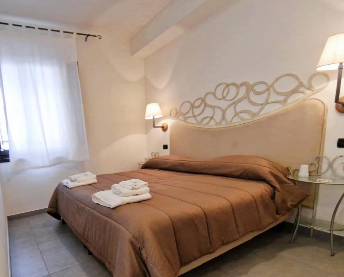 Casa Di Fiore Bad And Breakfast Bed and Breakfast San Giovanni in Fiore Eksteriør billede